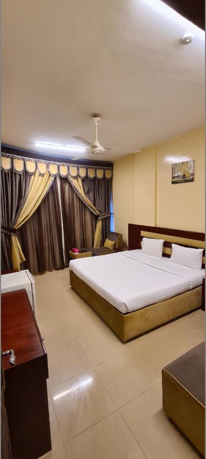 Al Aman Hotel Apartment Al Buraimi Esterno foto