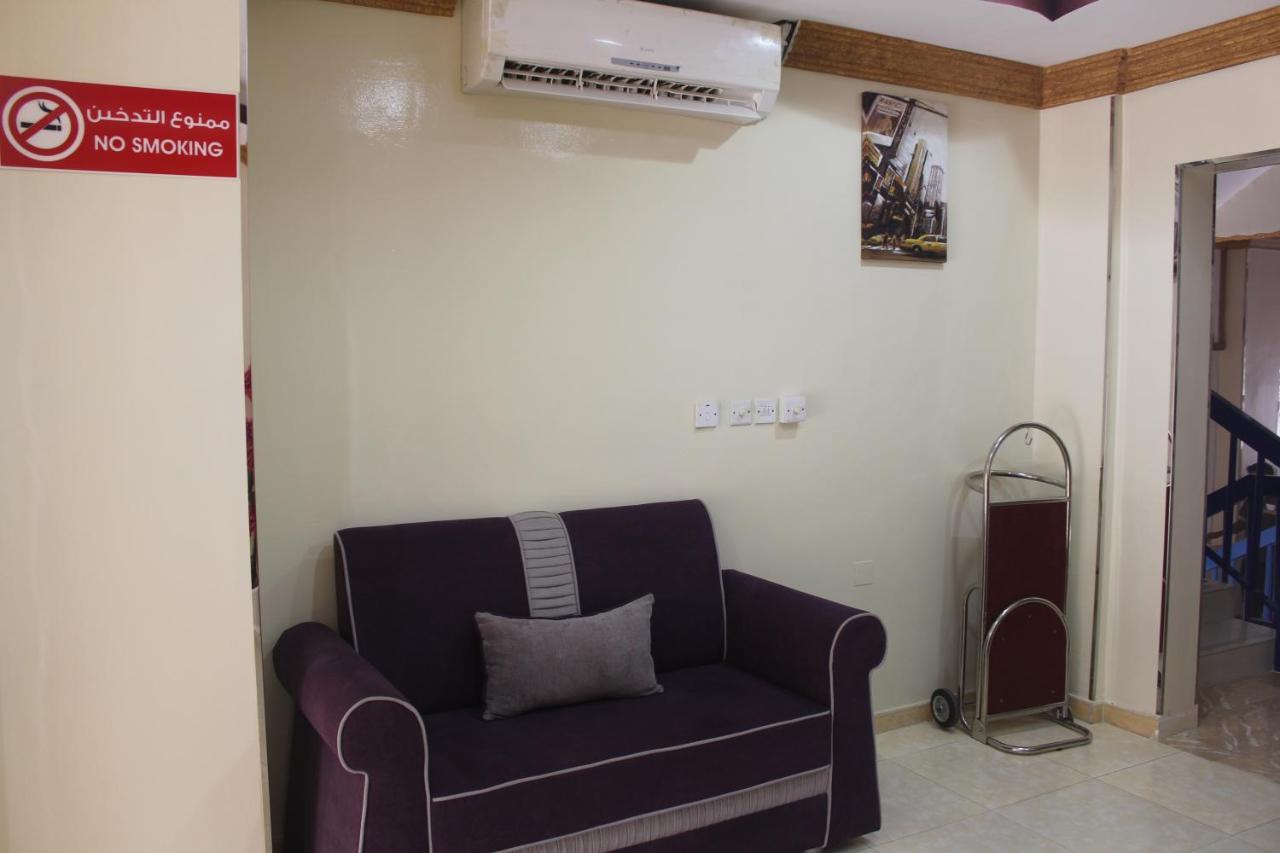 Al Aman Hotel Apartment Al Buraimi Esterno foto