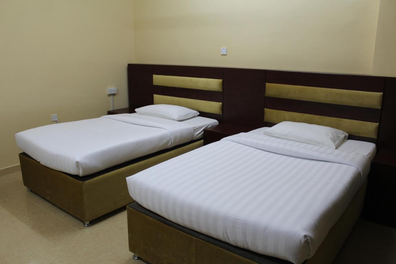 Al Aman Hotel Apartment Al Buraimi Esterno foto