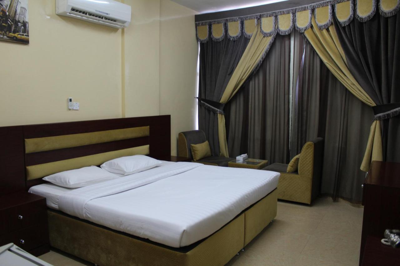 Al Aman Hotel Apartment Al Buraimi Esterno foto